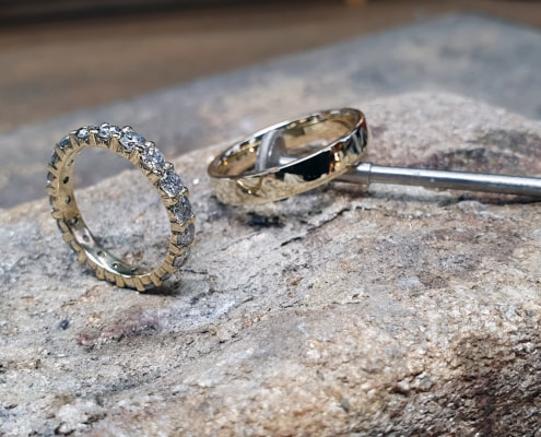 Trauringpaar mit Memoirering
